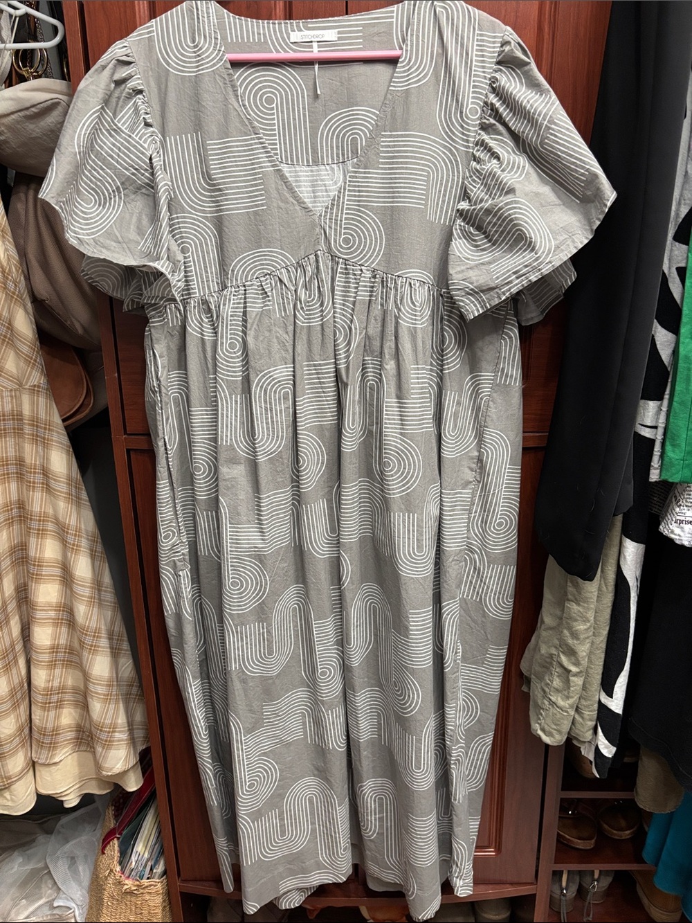 Stitchdrop women’s Gray Geometric Print Dress - Puff Sleeve